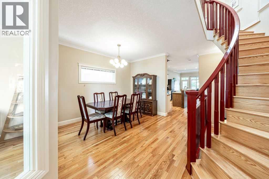 Single Family House for Sale in   Avenue NE Renfrew Calgary 
