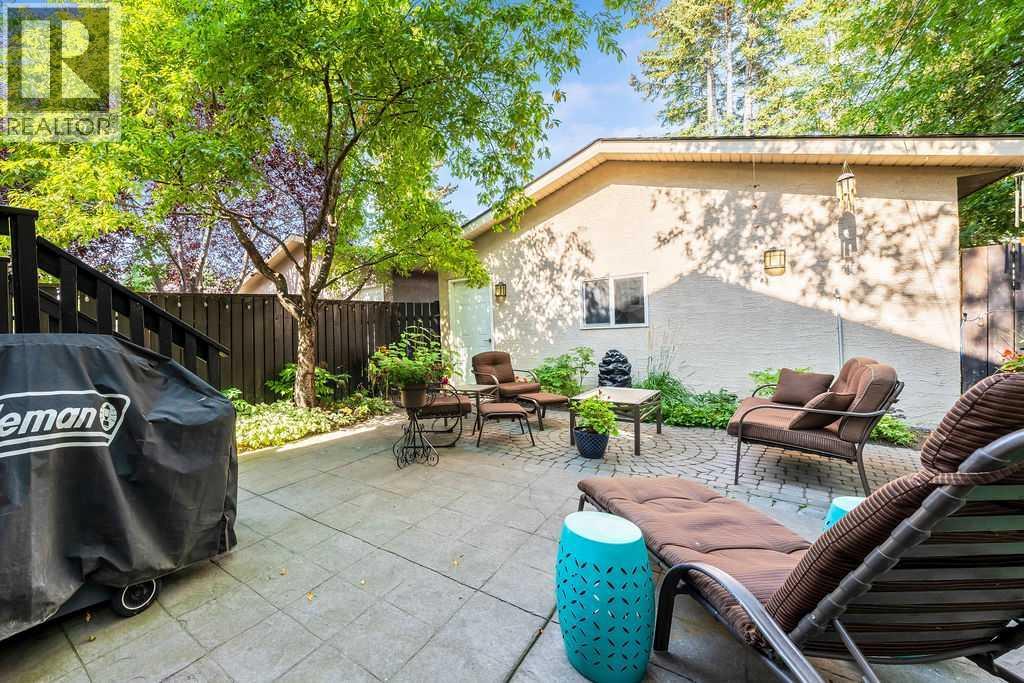 Single Family House for Sale in   Avenue NE Renfrew Calgary 