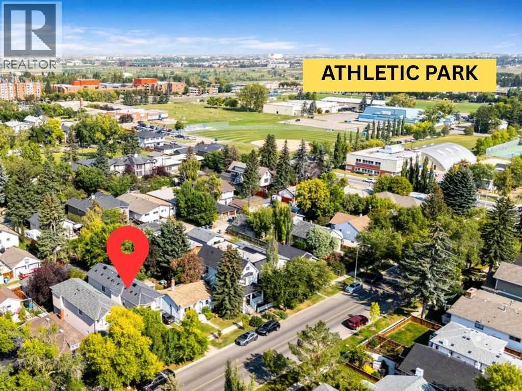 Single Family House for Sale in   Avenue NE Renfrew Calgary 