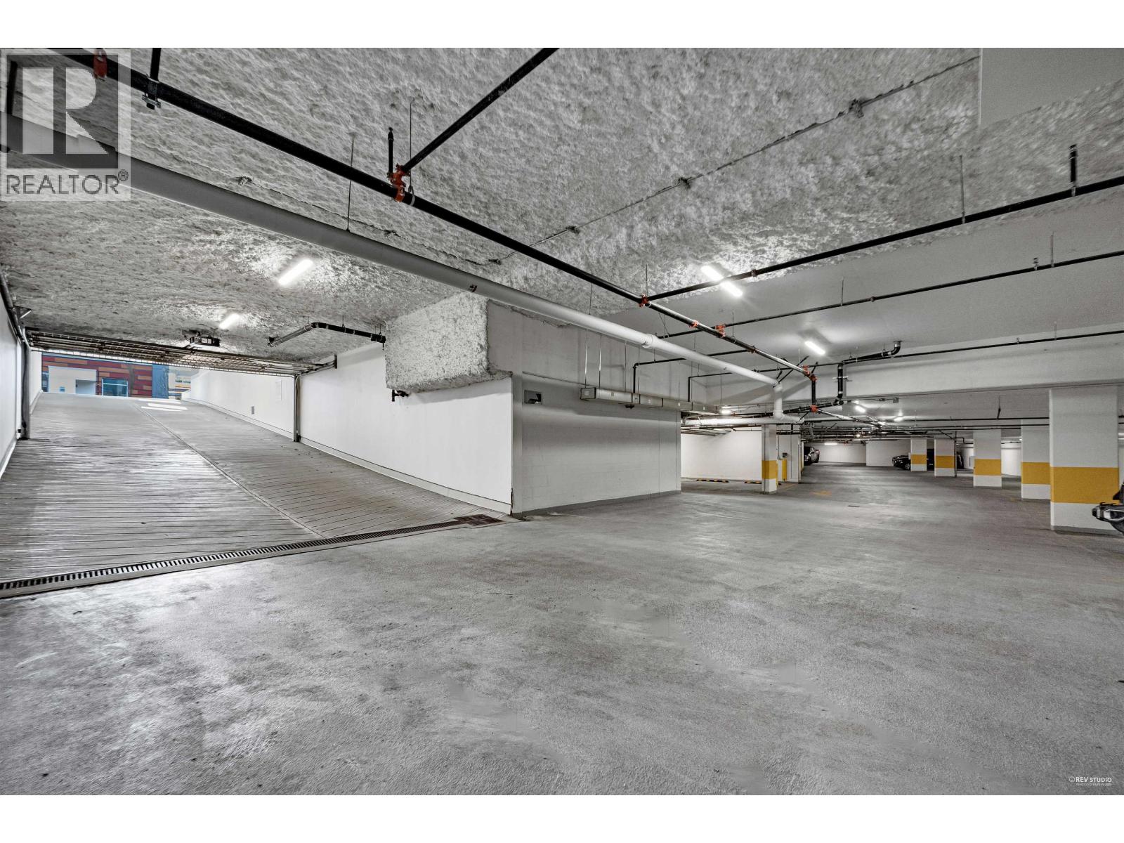 2023 CURLING ROAD, North Vancouver
