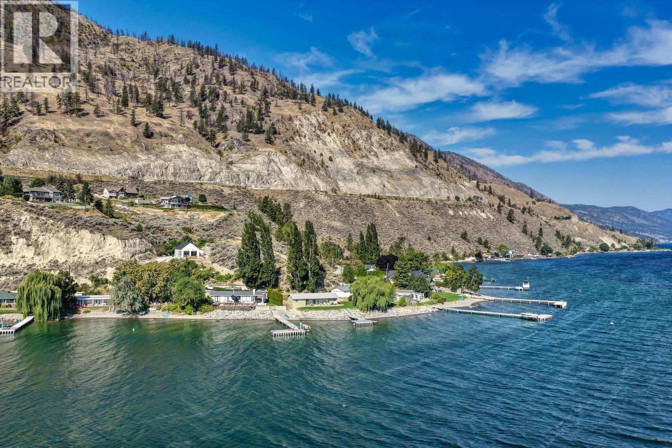 475 North Beach Road, Summerland