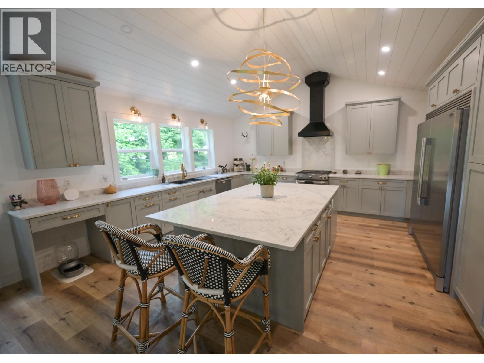 8097 SOUTHWOOD ROAD, Halfmoon Bay