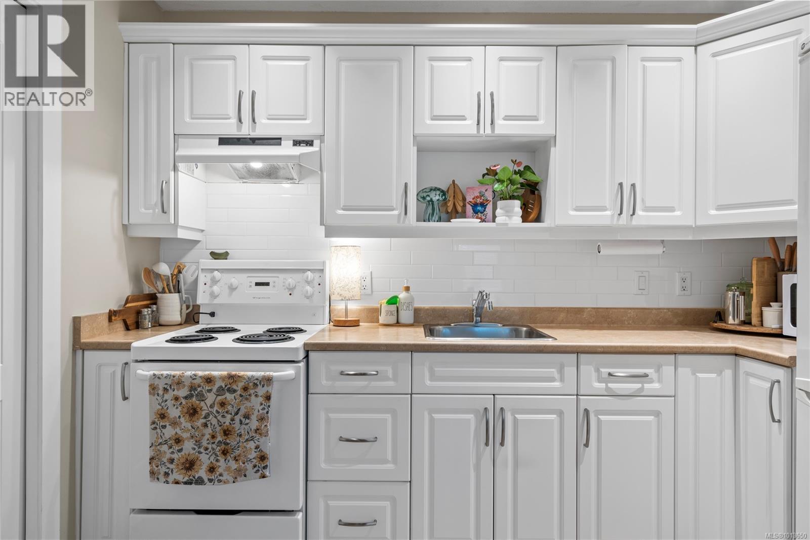 806 261 Mills St, Parksville