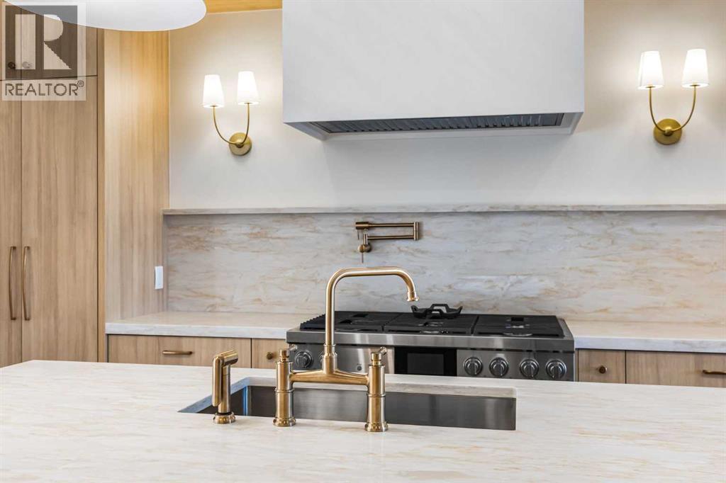 Single Family House for Sale in   Avenue SW South Calgary Calgary 