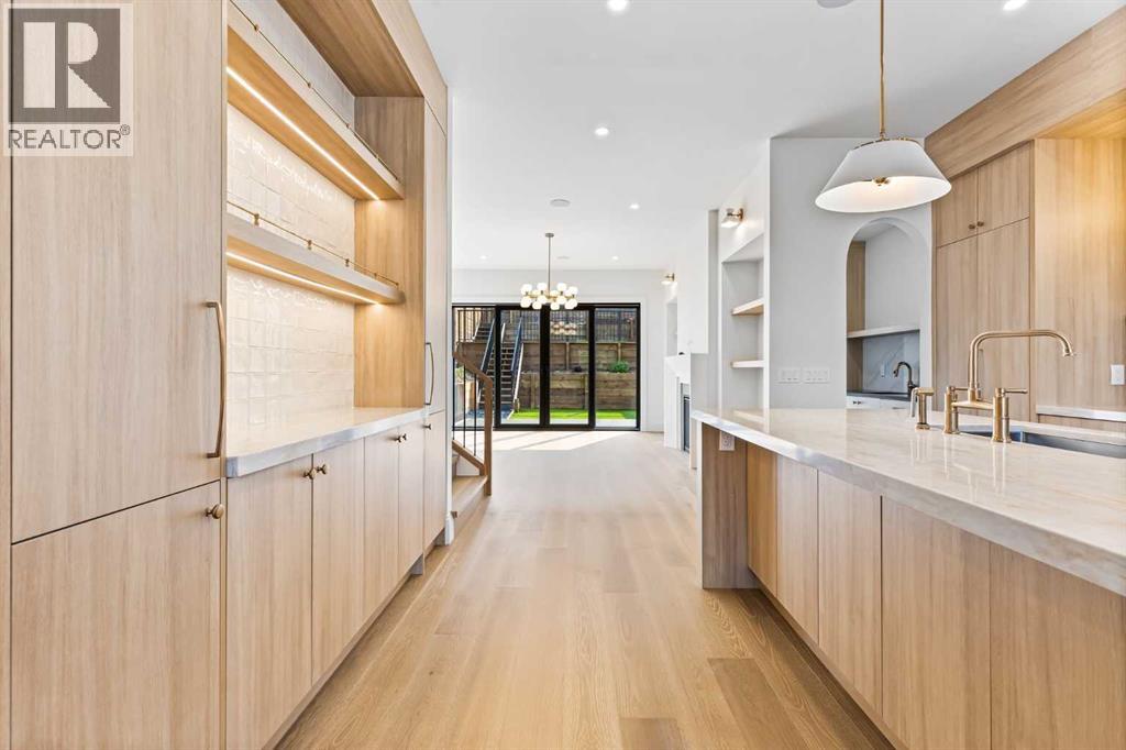 Single Family House for Sale in   Avenue SW South Calgary Calgary 