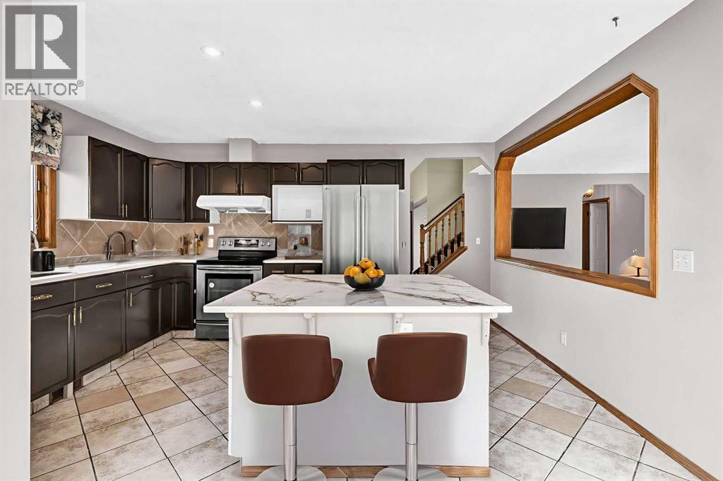 Single Family House for Sale in  Riverside Circle SE Riverbend Calgary 