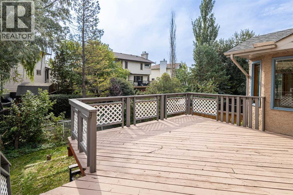 Single Family House for Sale in  Riverside Circle SE Riverbend Calgary 