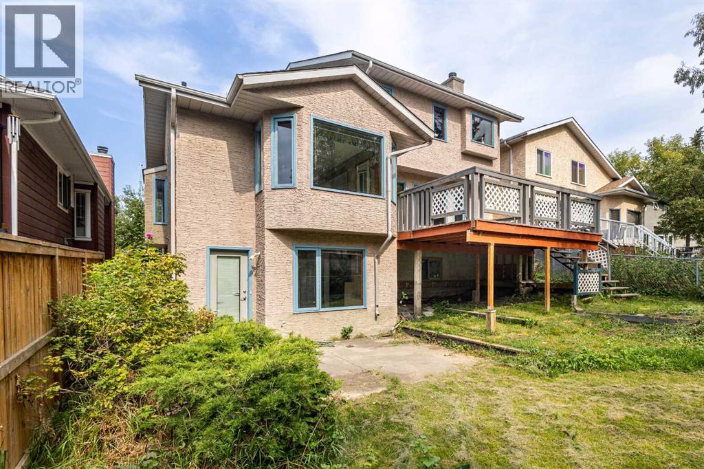 Single Family House for Sale in  Riverside Circle SE Riverbend Calgary 