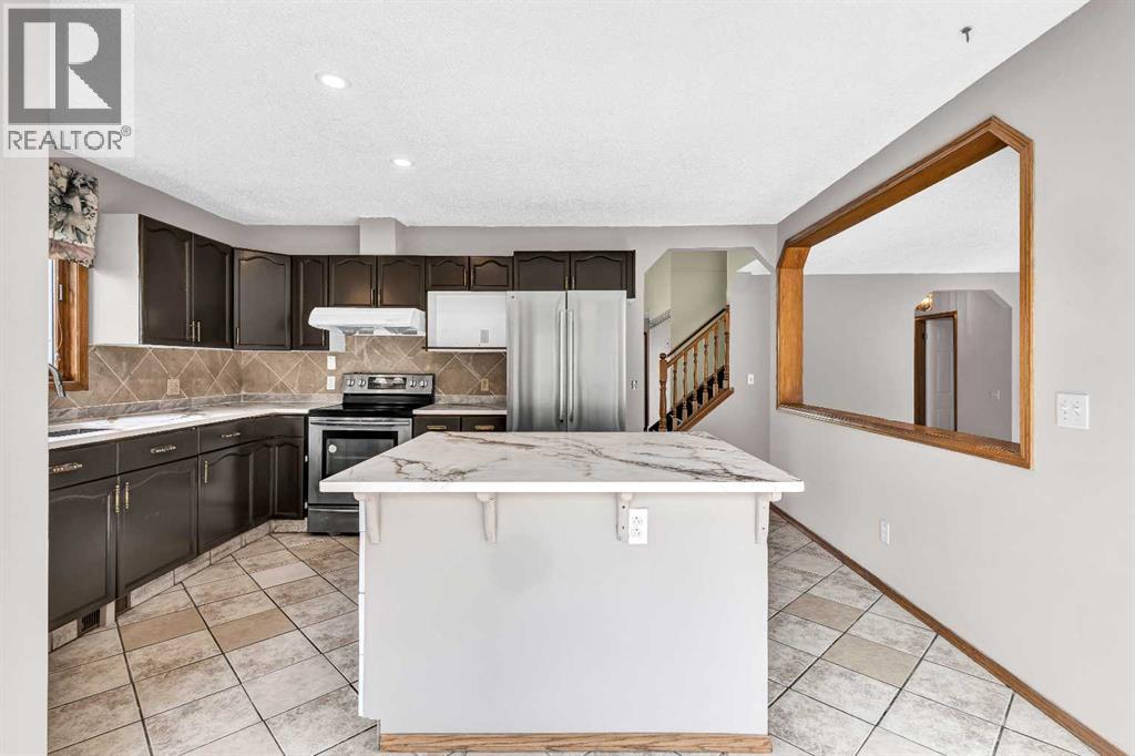 Single Family House for Sale in  Riverside Circle SE Riverbend Calgary 