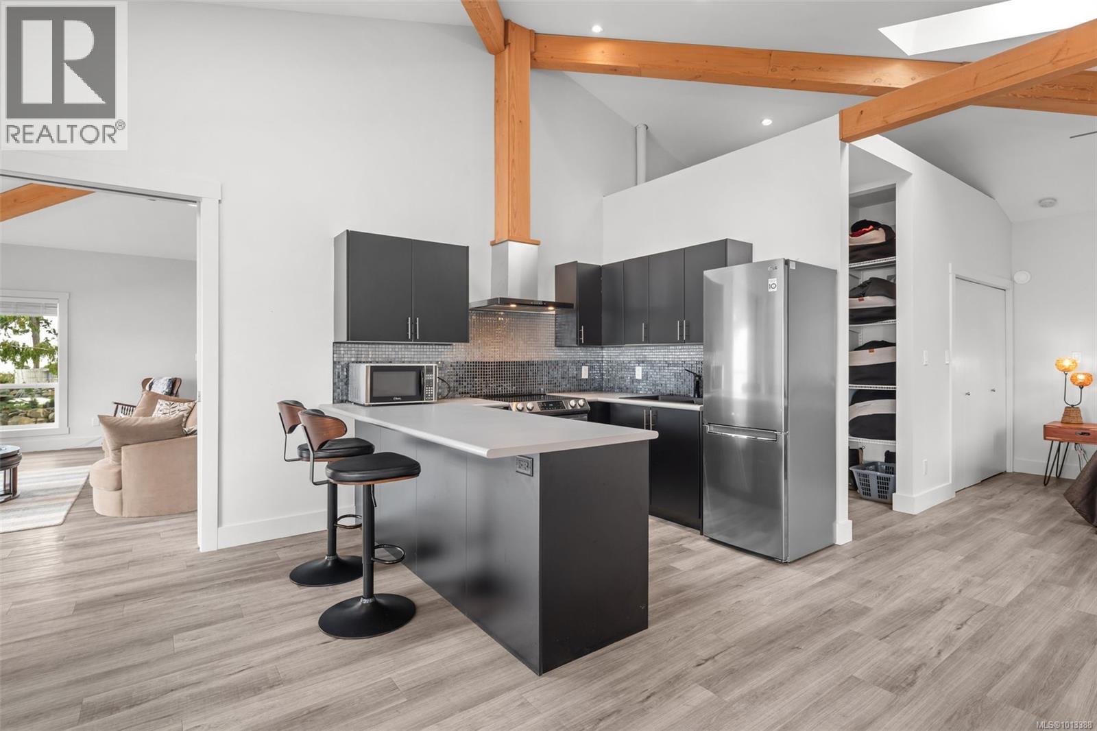  8801 West Coast Road, Sooke