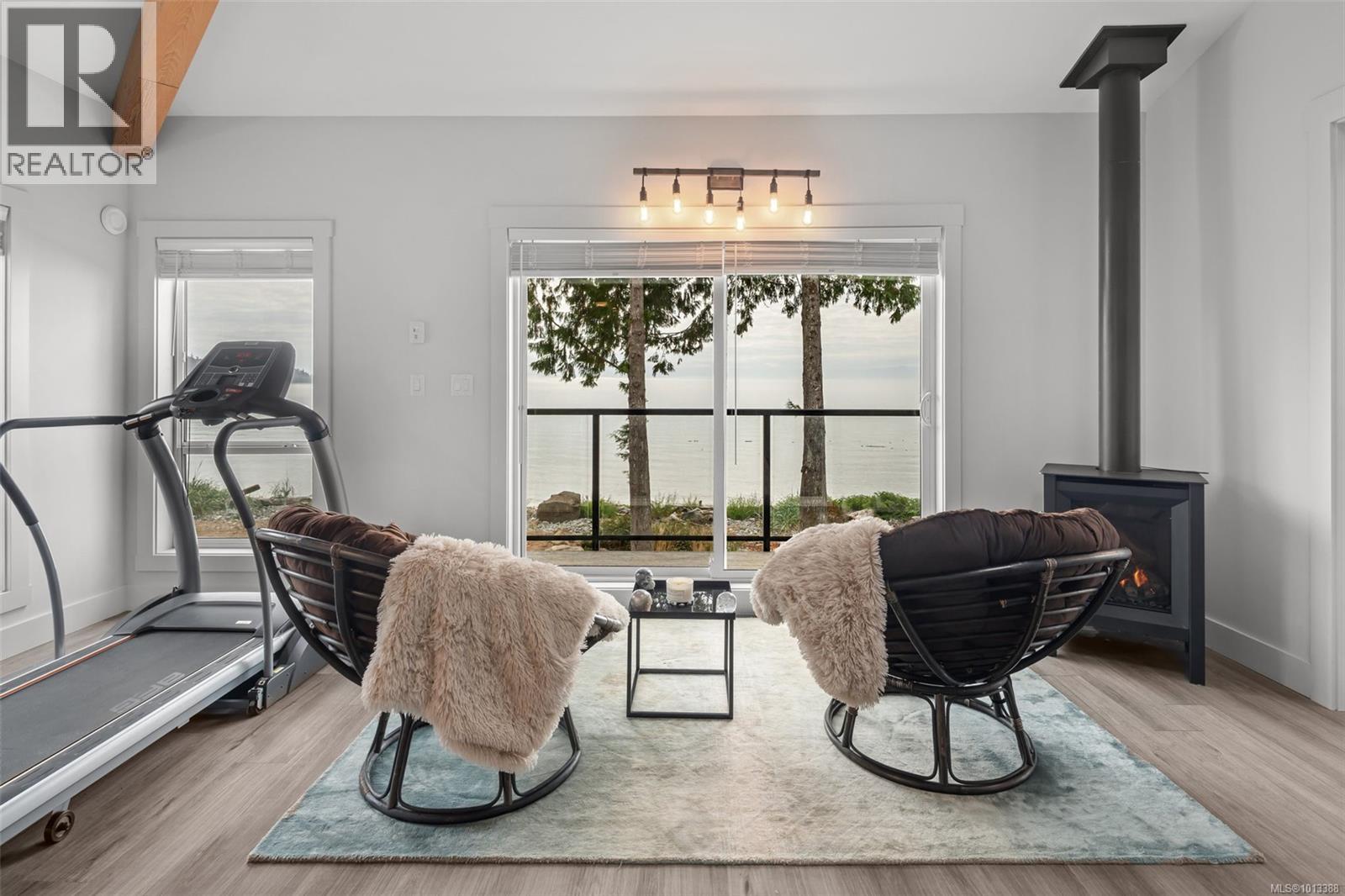  8801 West Coast Road, Sooke