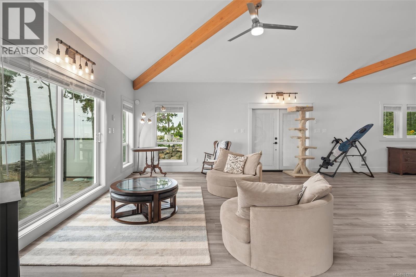  8801 West Coast Road, Sooke
