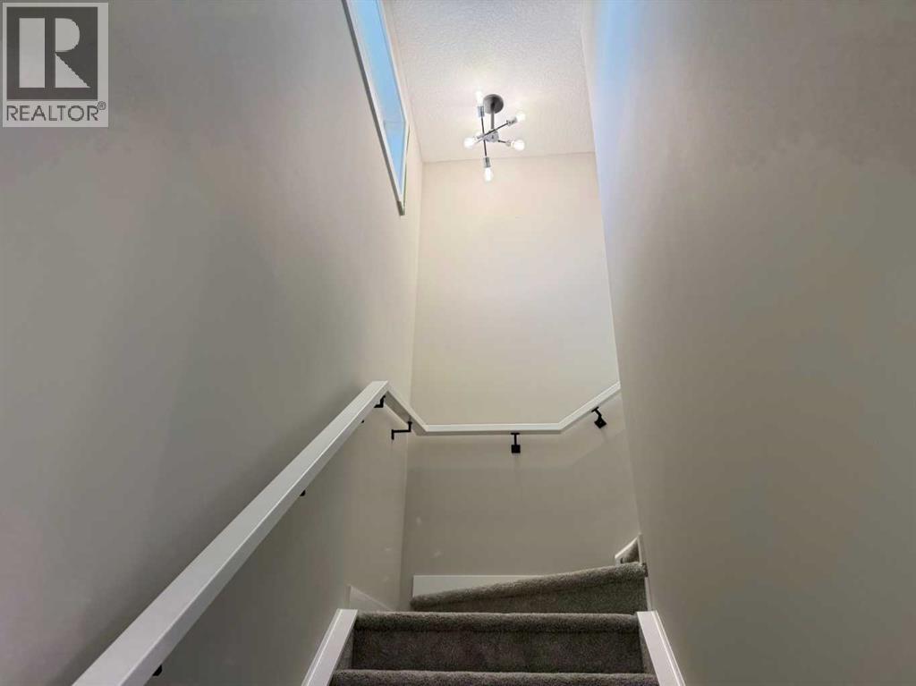 302 Sundown Road, Cochrane
