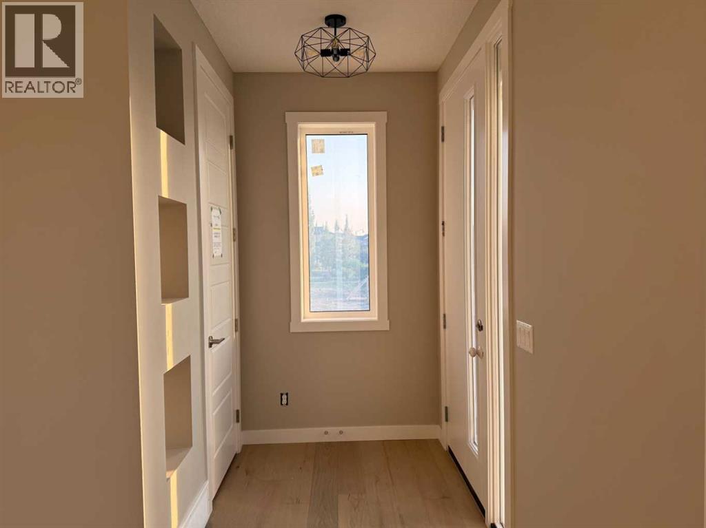 302 Sundown Road, Cochrane