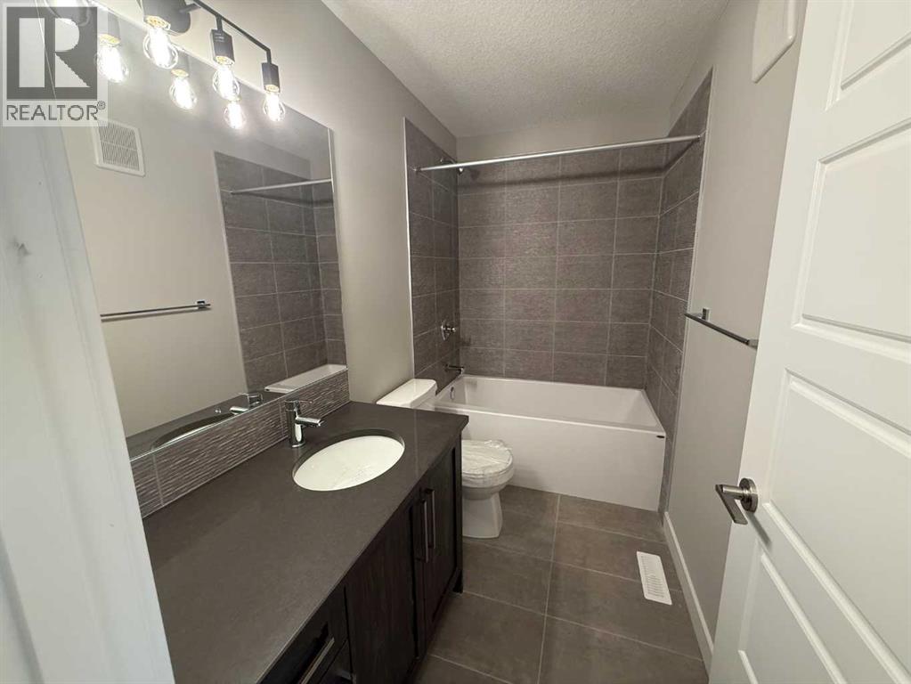 302 Sundown Road, Cochrane