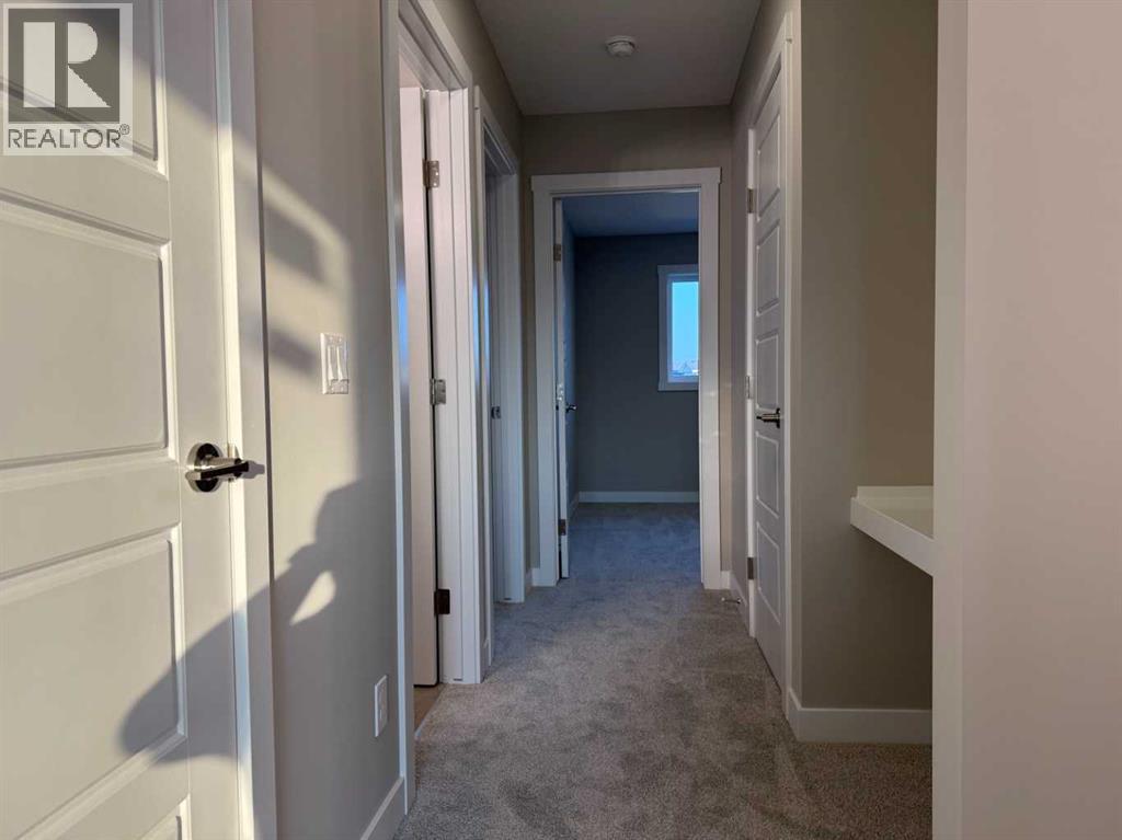 302 Sundown Road, Cochrane