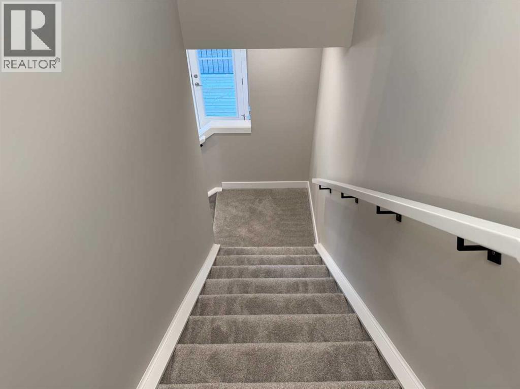 302 Sundown Road, Cochrane