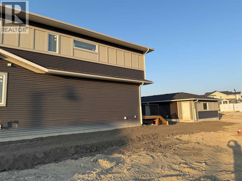 302 Sundown Road, Cochrane