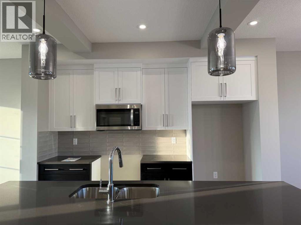 302 Sundown Road, Cochrane