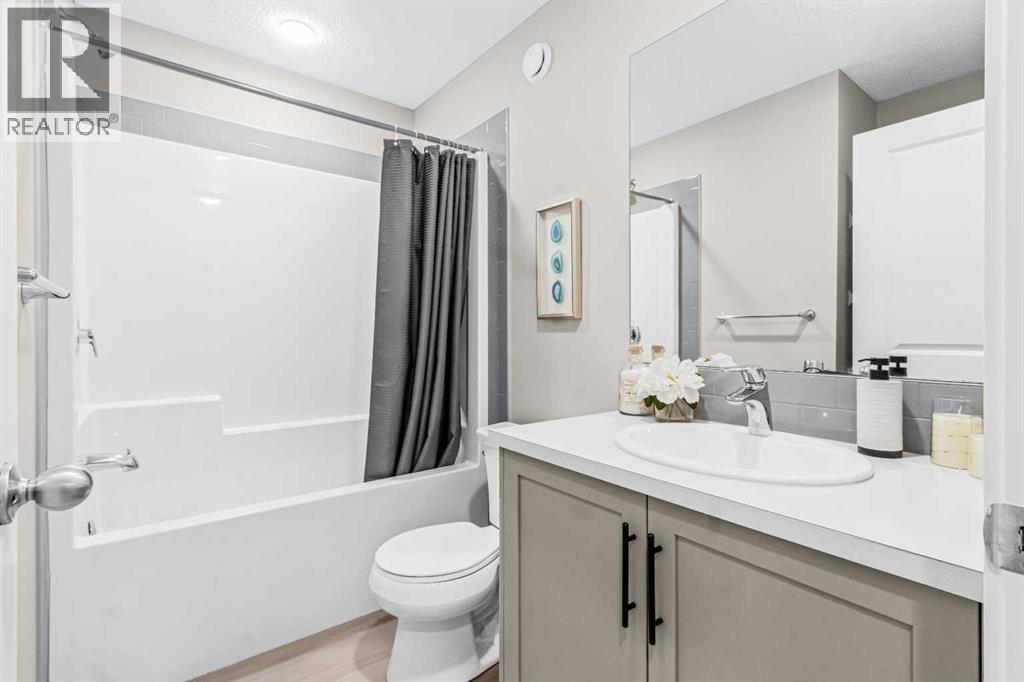 Single Family House for Sale in  Belmont Avenue SW Belmont Calgary 