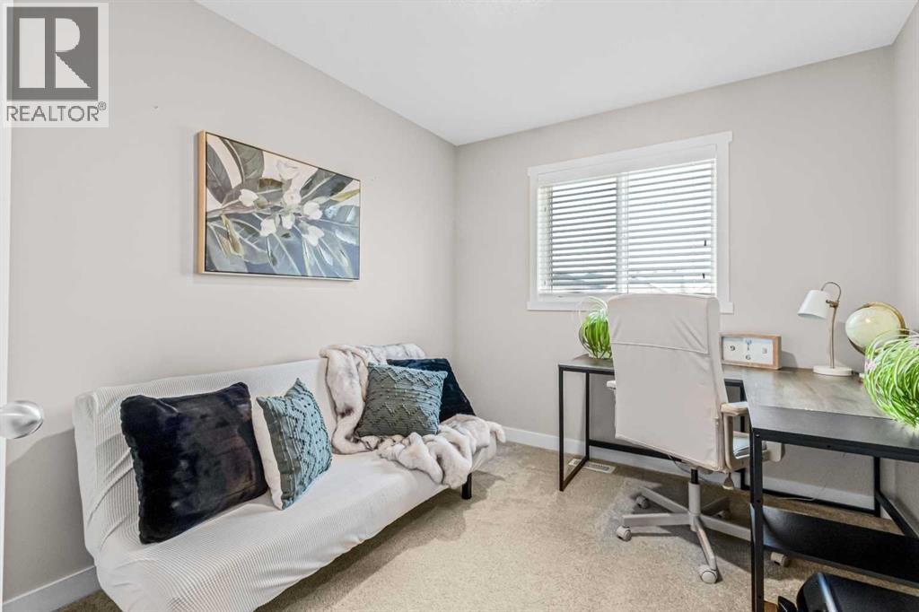 Single Family House for Sale in  Belmont Avenue SW Belmont Calgary 