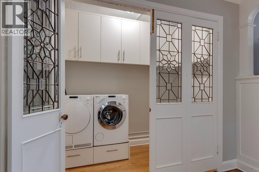 Single Family House for Sale in   Memorial Drive NW Sunnyside Calgary 