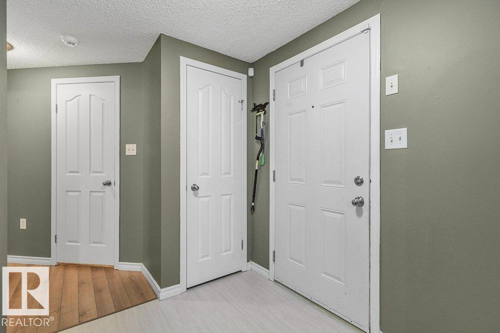 1622 66 AV NW, Edmonton