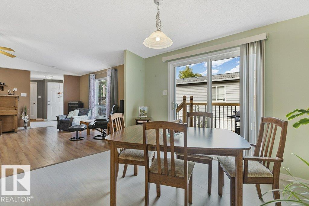 1622 66 AV NW, Edmonton