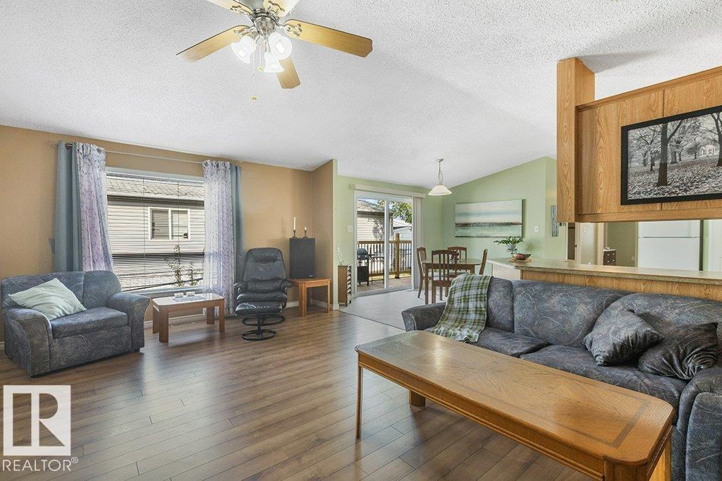 1622 66 AV NW, Edmonton