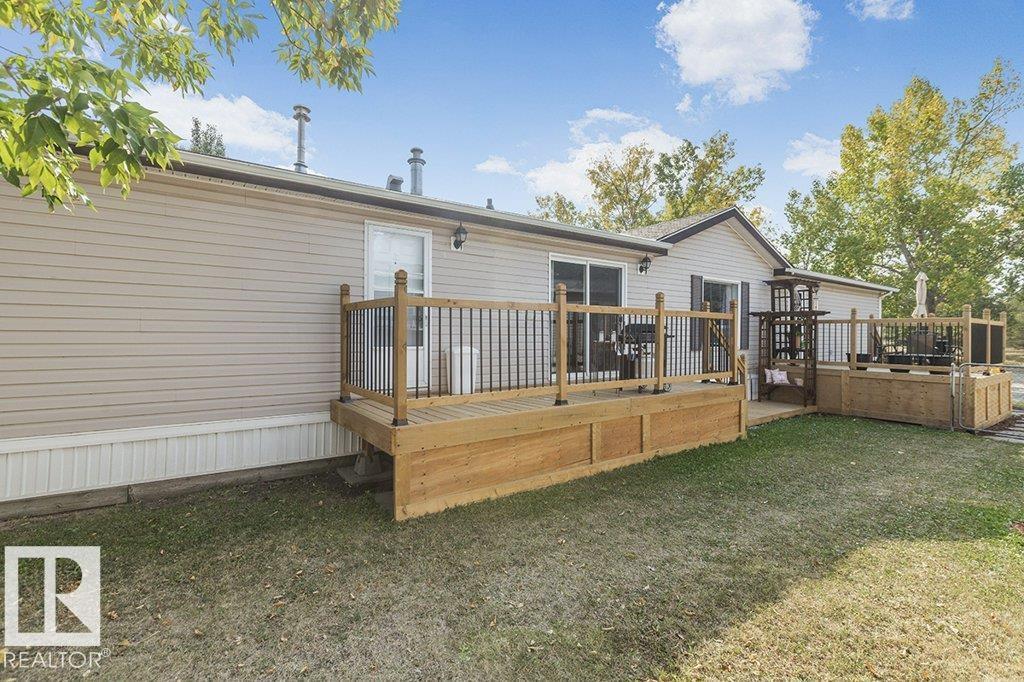 1622 66 AV NW, Edmonton