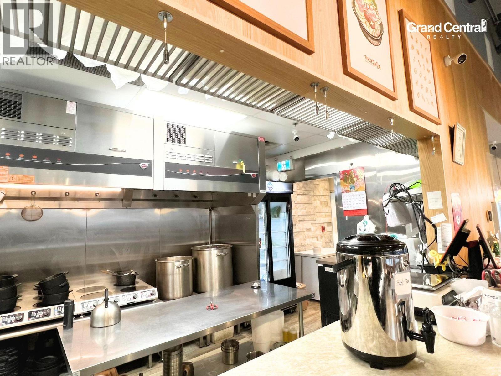 6289 KINGSWAY, Burnaby