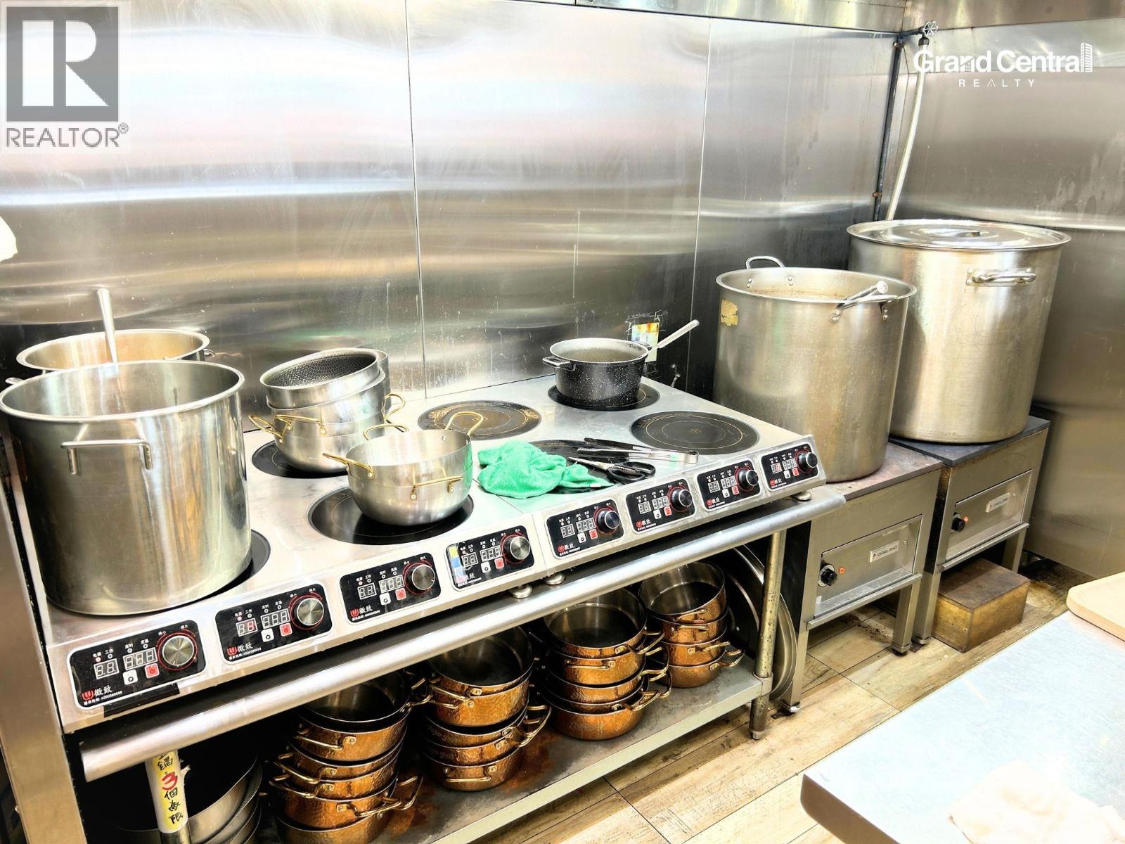 6289 KINGSWAY, Burnaby