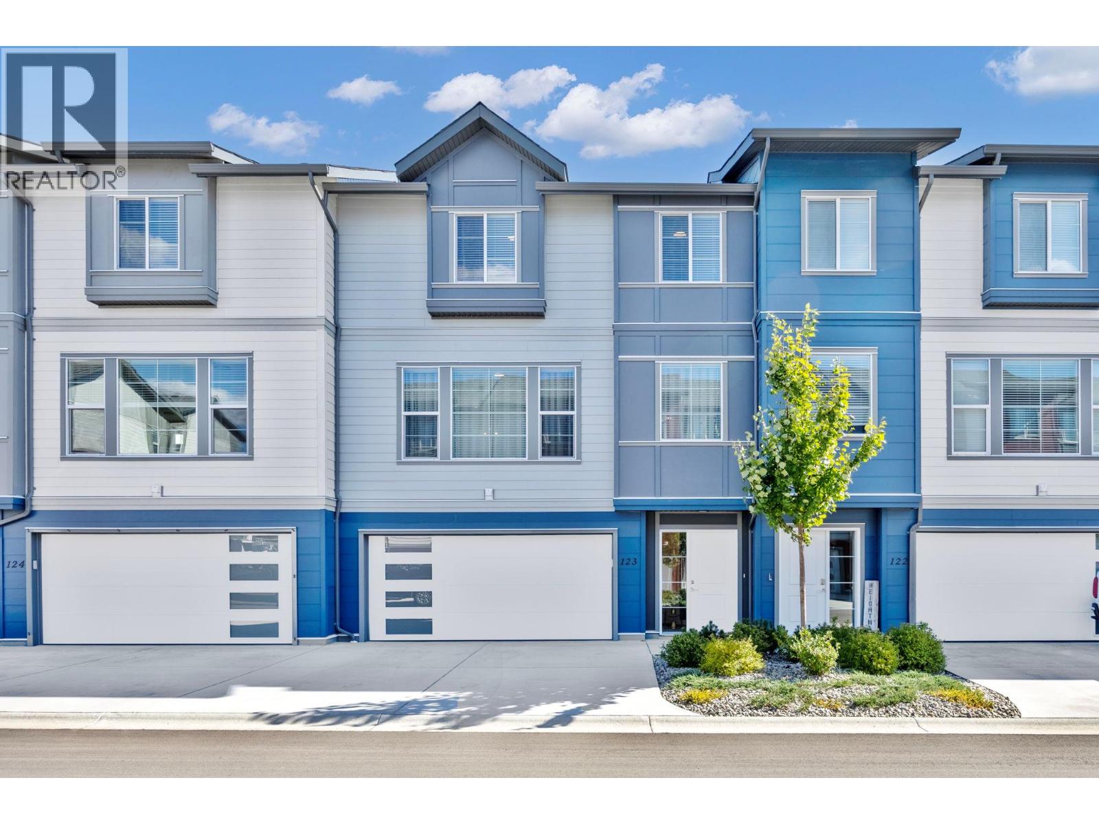 #123-4025 Gellatly Road South, West Kelowna