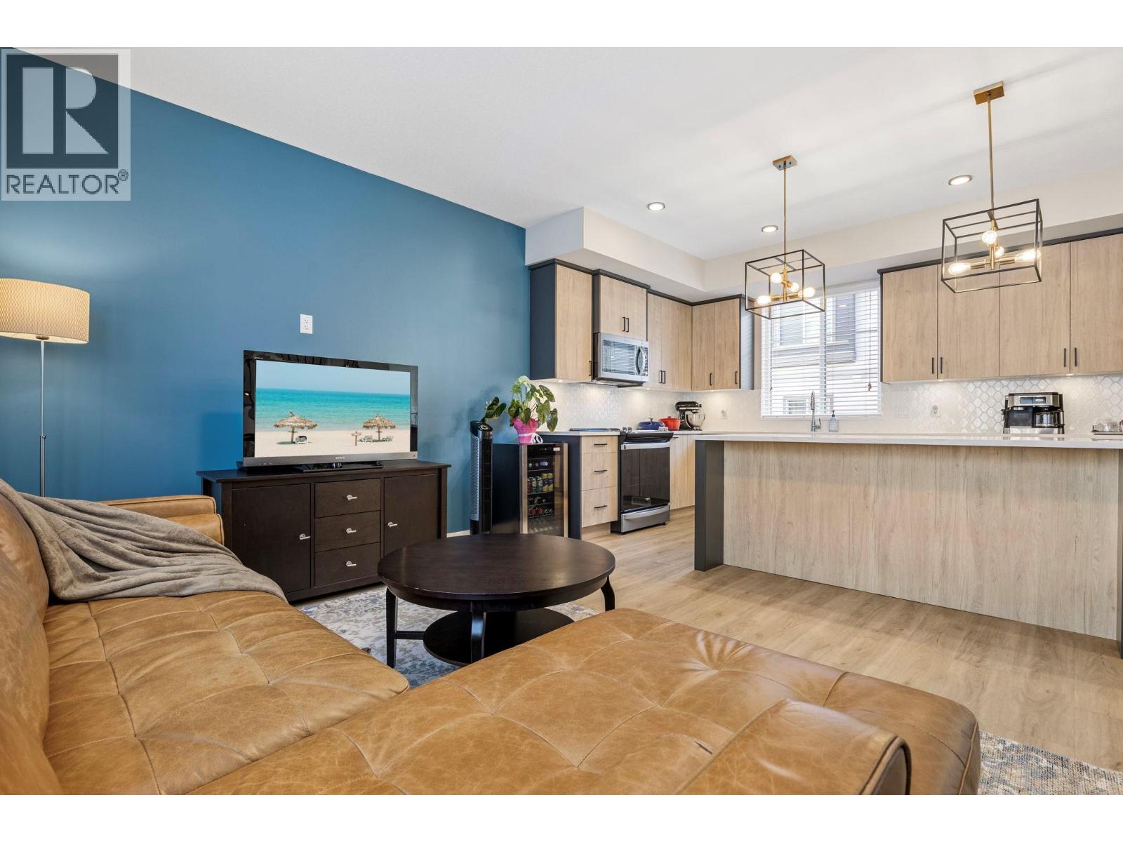 123 4025 Gellatly Road South, West Kelowna