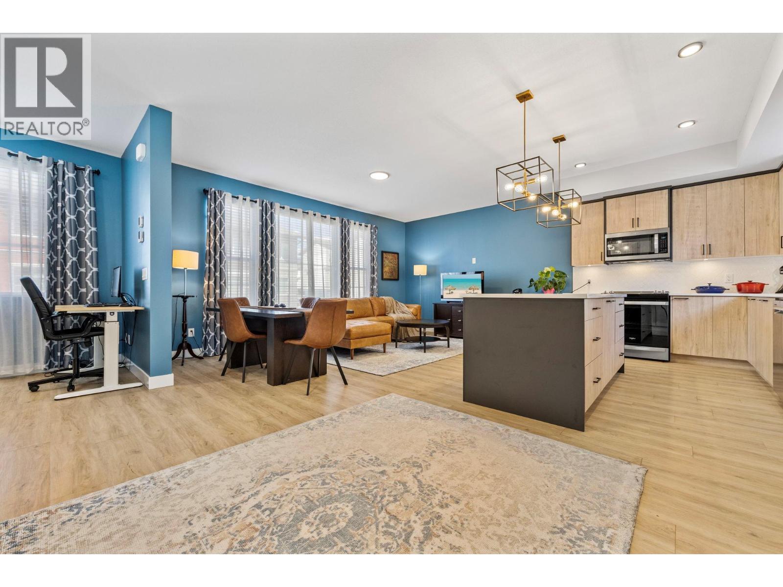 123 4025 Gellatly Road South, West Kelowna
