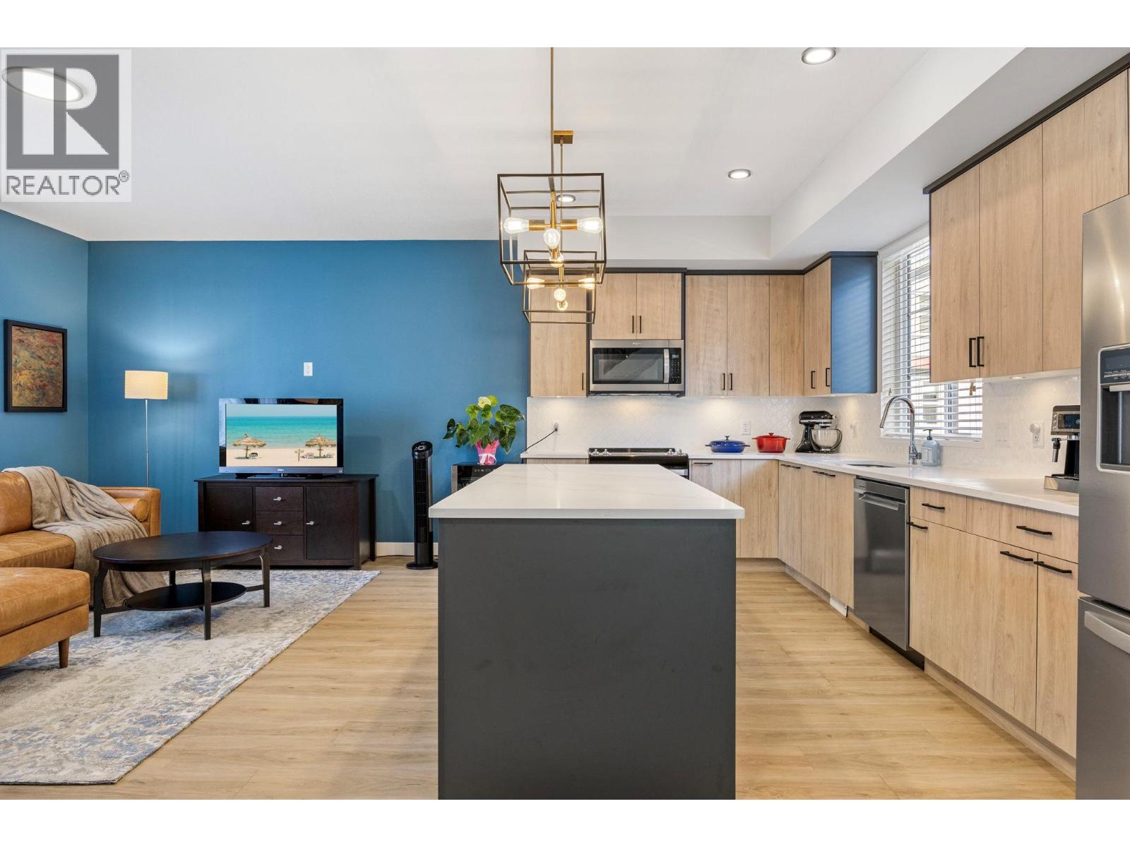 123 4025 Gellatly Road South, West Kelowna