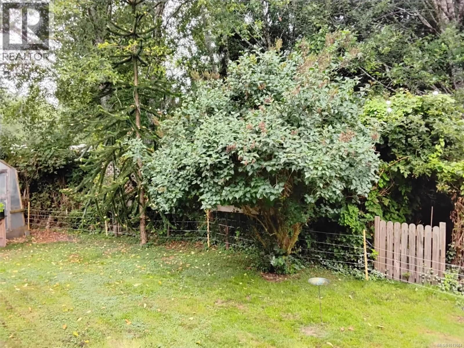 A 280 Binnacle Rd, Bamfield