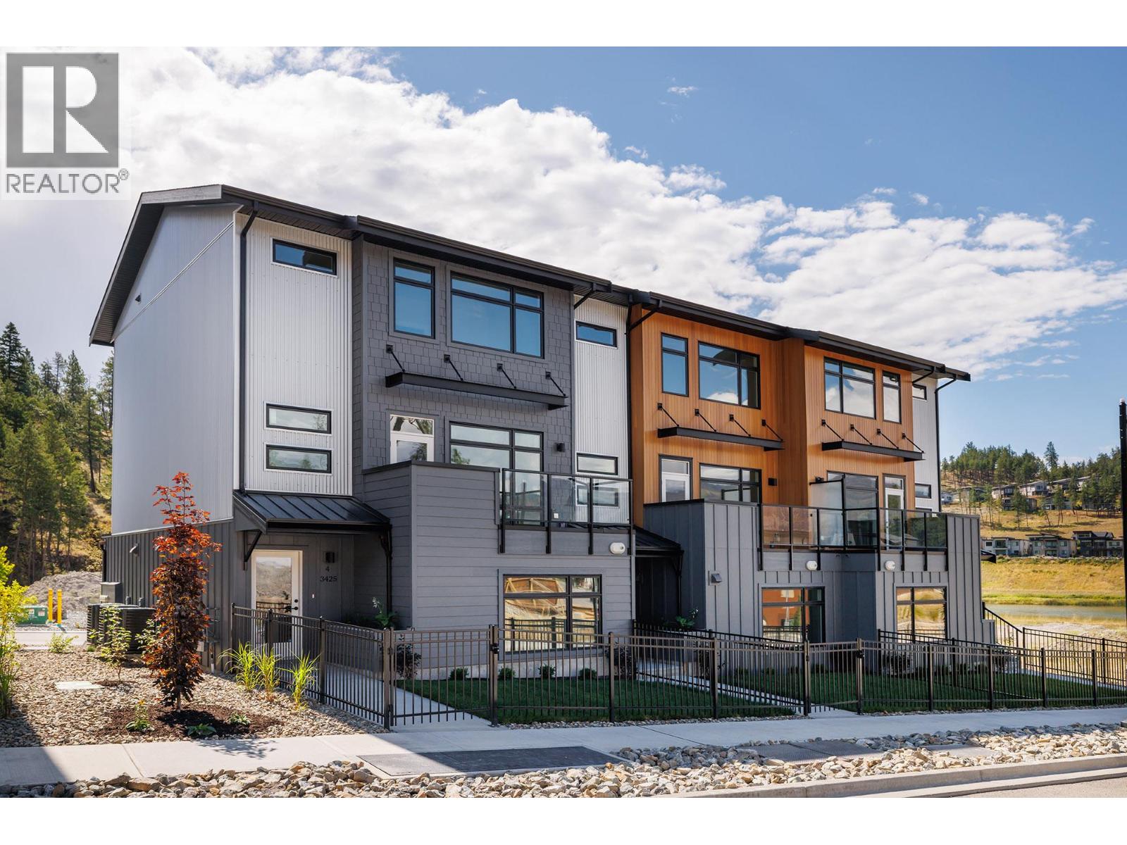 2 3425 Hilltown Drive, Kelowna