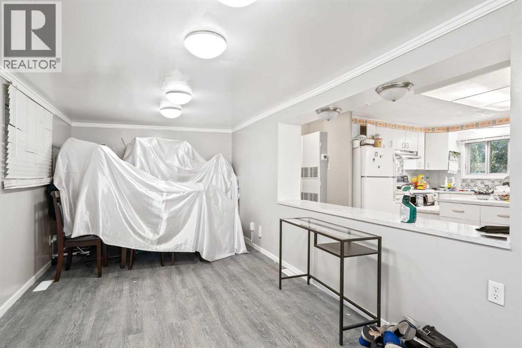 Single Family House Mobile Home for Sale in    Street NW Greenwood/Greenbriar Calgary 