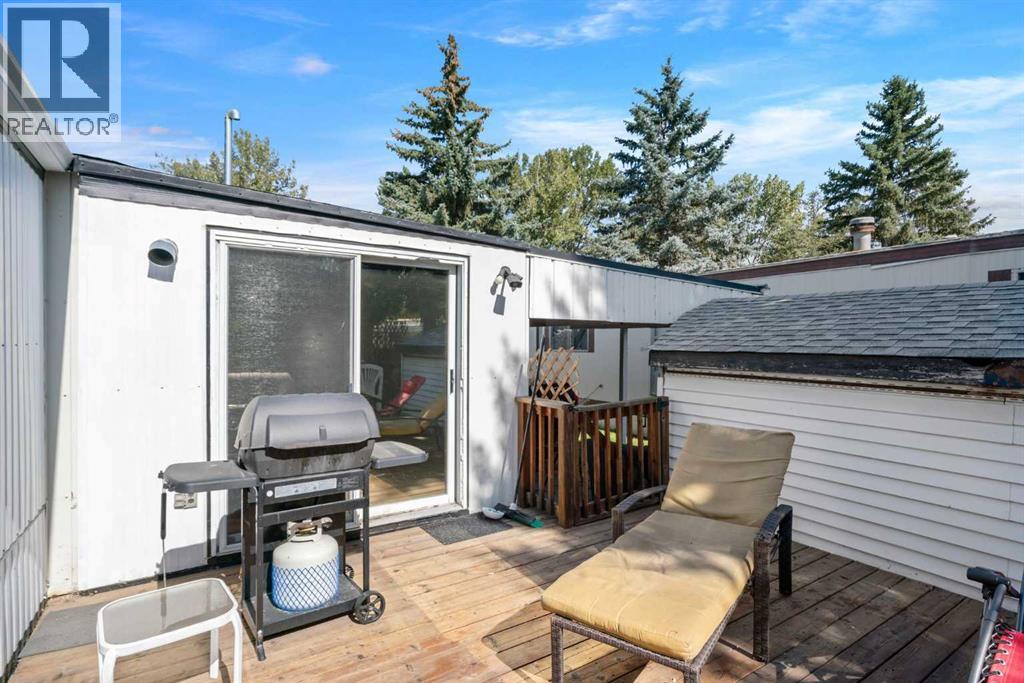 Single Family House Mobile Home for Sale in    Street NW Greenwood/Greenbriar Calgary 