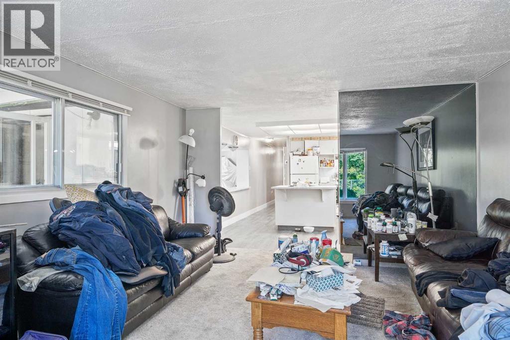 Single Family House Mobile Home for Sale in    Street NW Greenwood/Greenbriar Calgary 