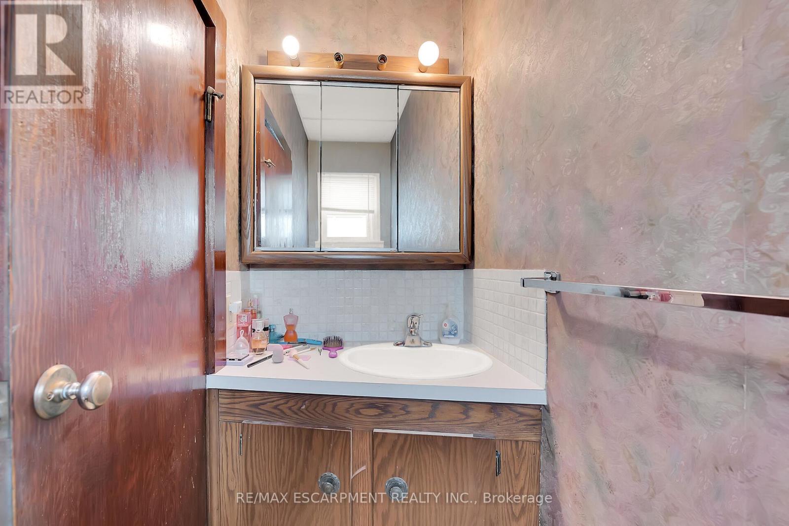 526 STEELE STREET - 21