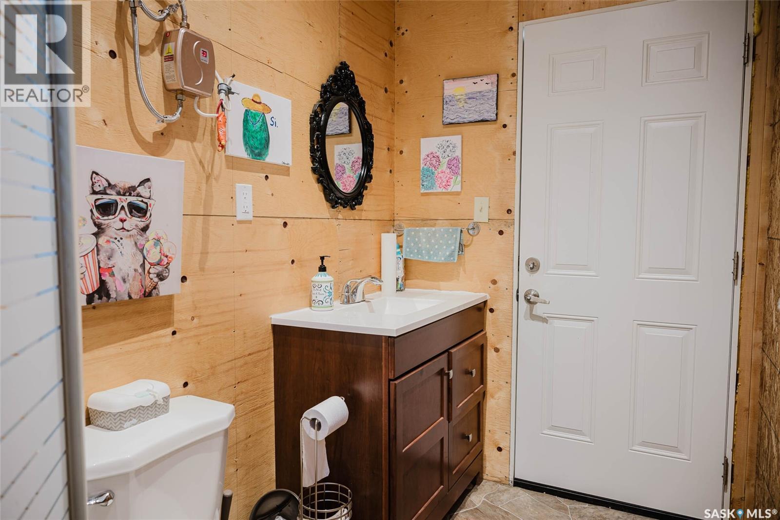 405 Ash AVENUE — photo 13