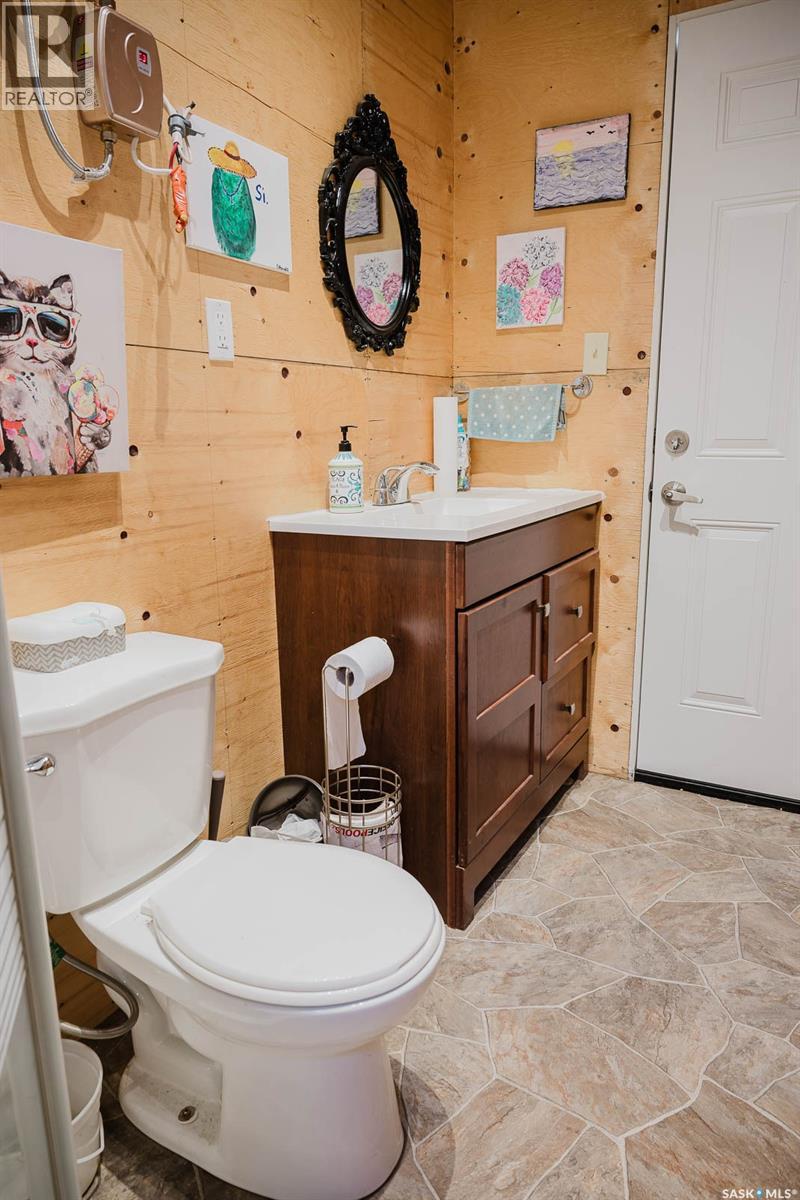 405 Ash AVENUE — photo 14