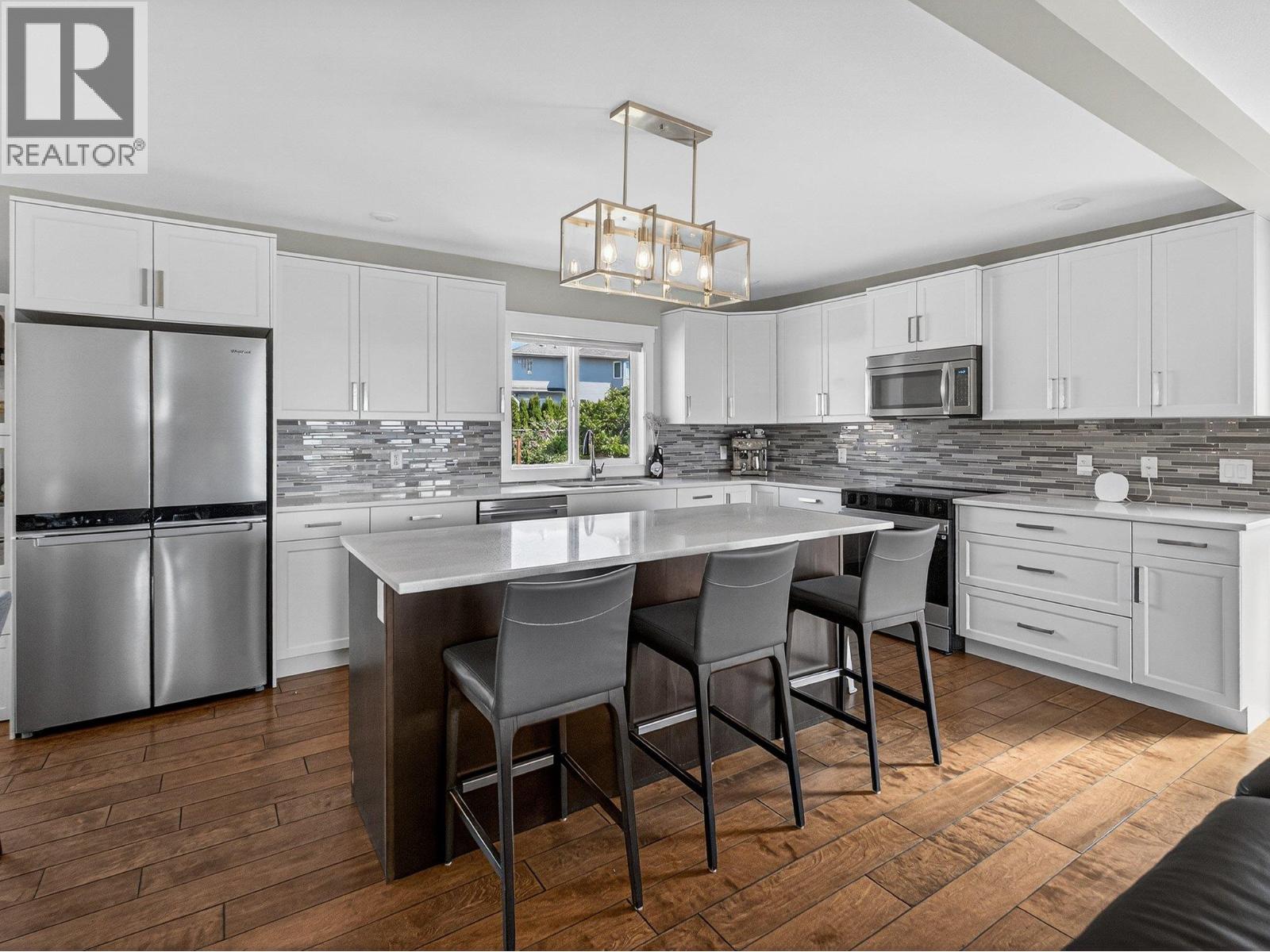  2715 Boucherie Road, West Kelowna