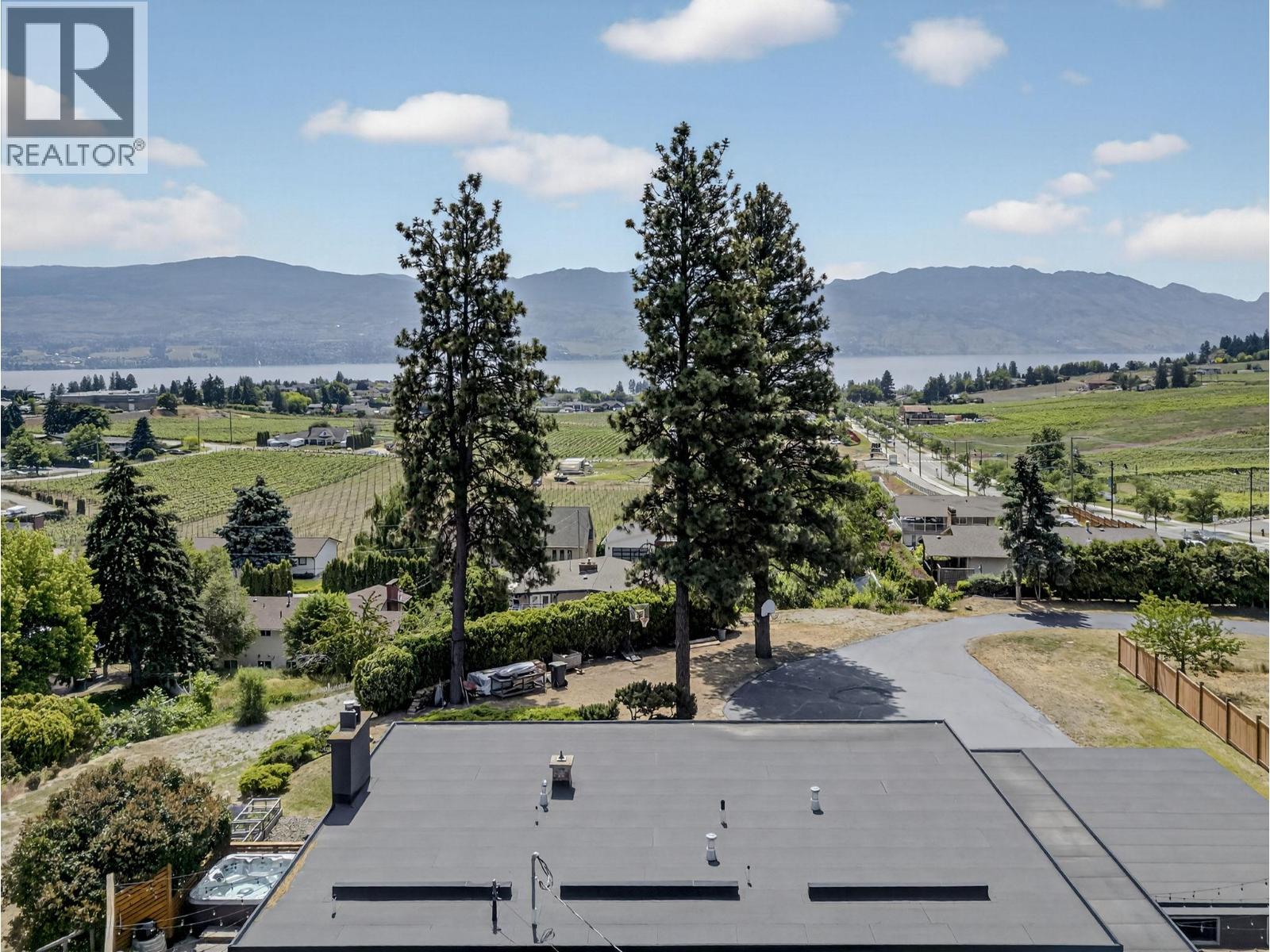  2715 Boucherie Road, West Kelowna