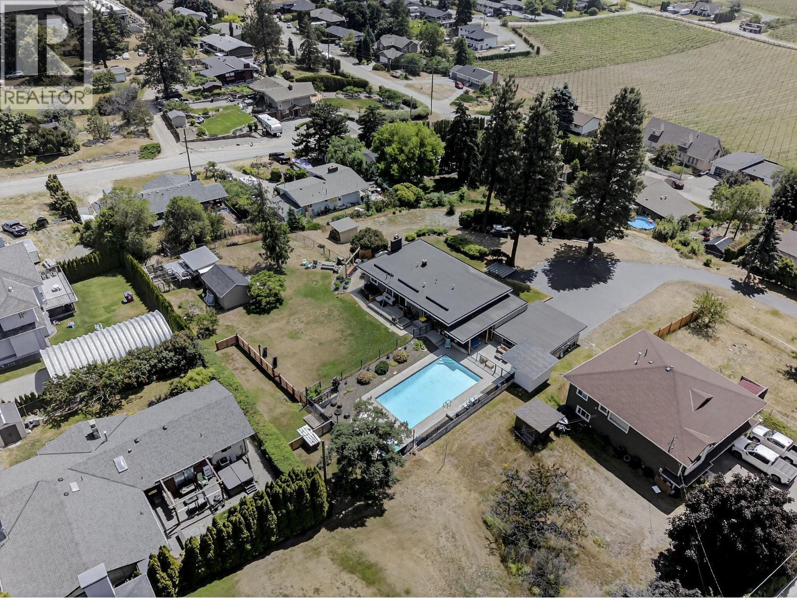  2715 Boucherie Road, West Kelowna