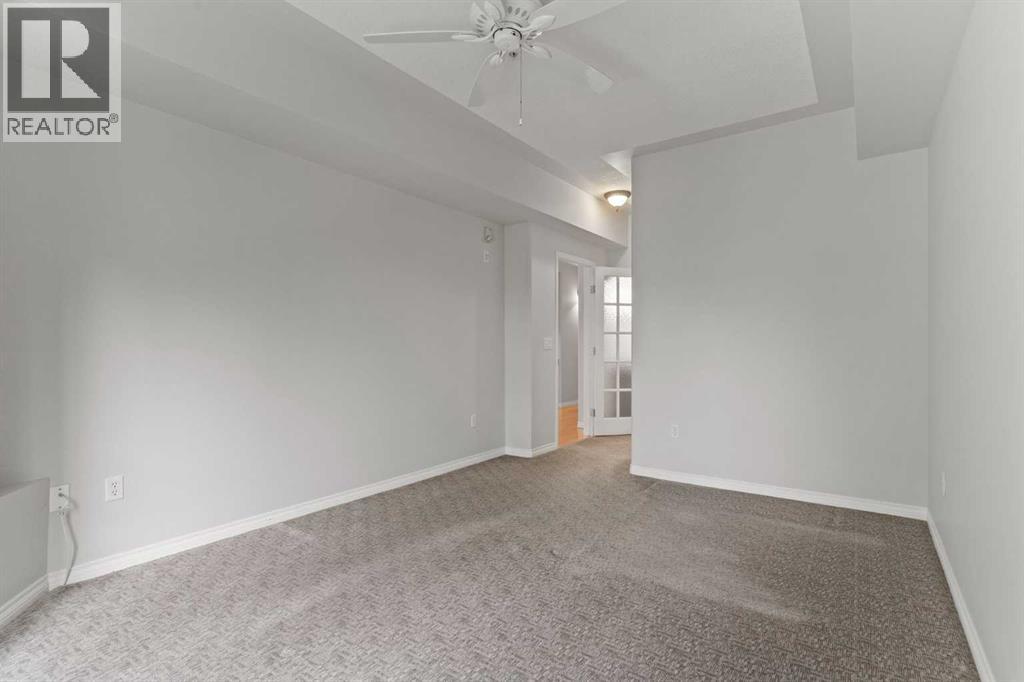 Single Family House for Sale in   Sierra Morena Landing SW Signal Hill Calgary 