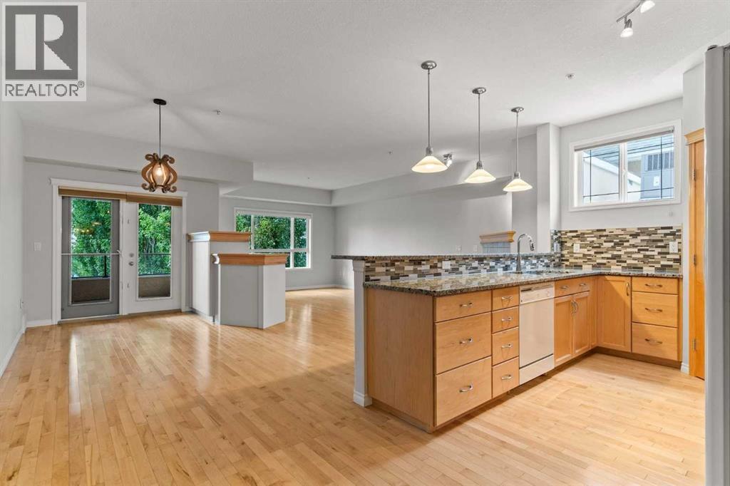 Single Family House for Sale in   Sierra Morena Landing SW Signal Hill Calgary 