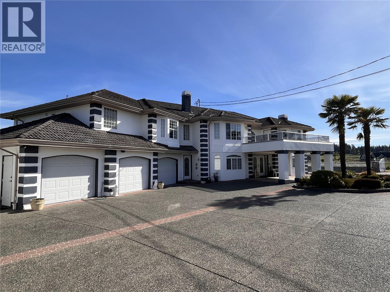 7112 Puckle Rd, Central Saanich